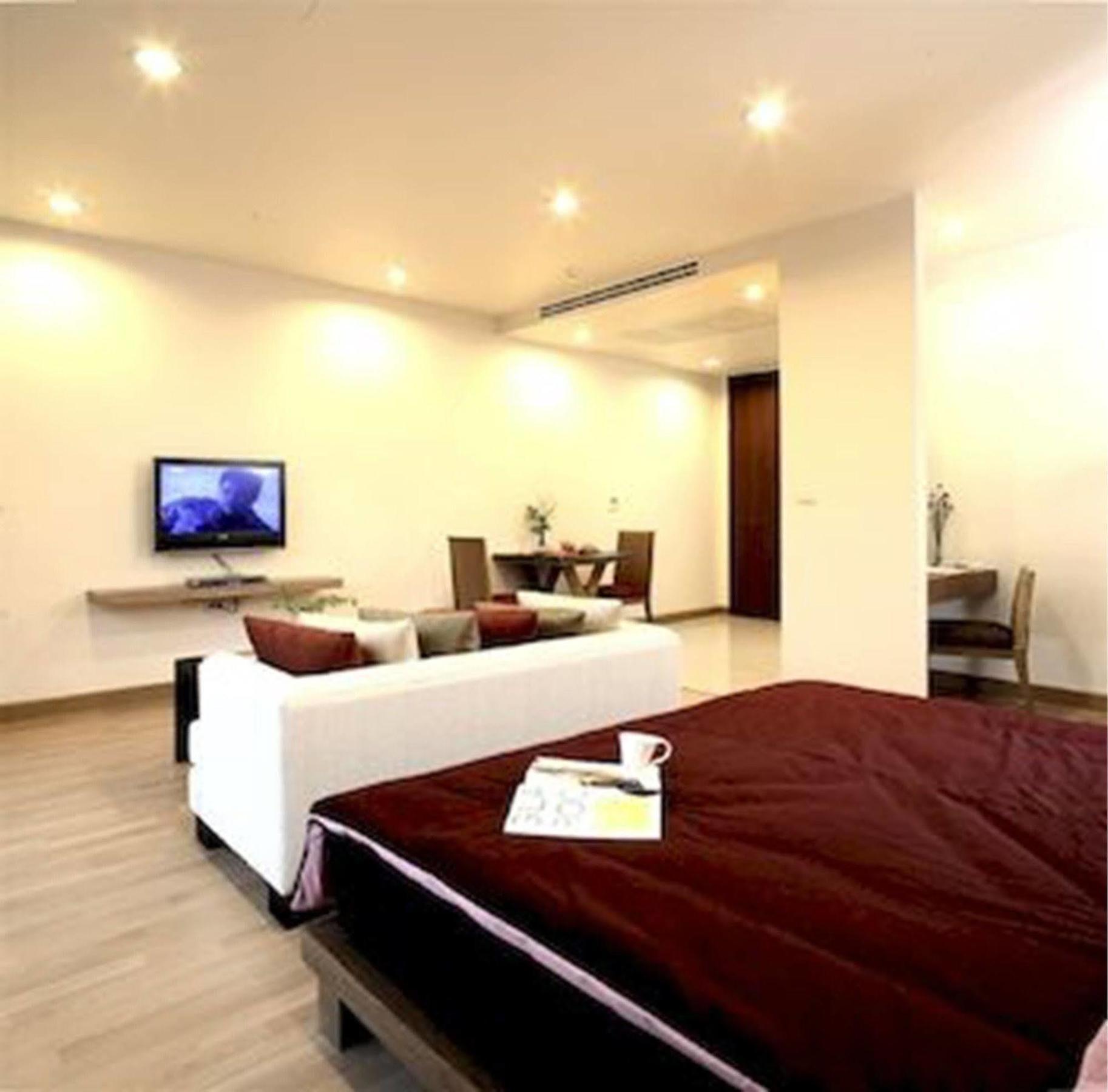Aparthotel Bangkok Patio Bts Sanam Pao Zewnętrze zdjęcie